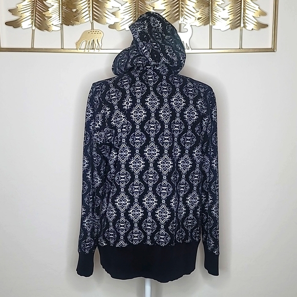**SOLD** The North Face Damask Design Zip Up Hooded Sweatshirt - Picture 5 of 5